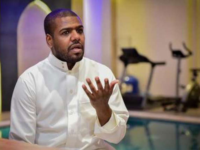 اضغط لمشاهدة الفيديو: مقلب طريف في حق اللاعب الدولي السابق أحمد الدوخي